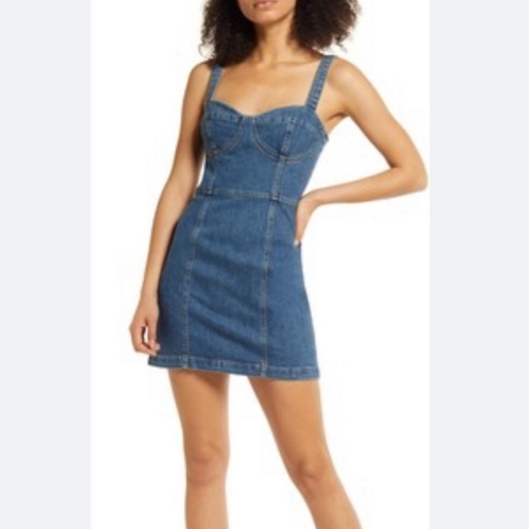 Reformation Dresses & Skirts - Nikki Bustier Dress - Size 6